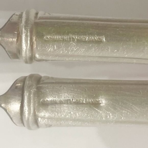 Community Reliant Silver Vintage Butter Knives Set Of 2 Elegant Flatware - Picture 4 of 4